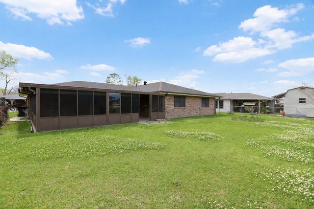 903 Eagle Dr, Houma, LA 70364