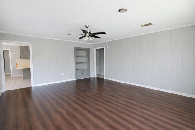 903 Eagle Dr, Houma, LA 70364