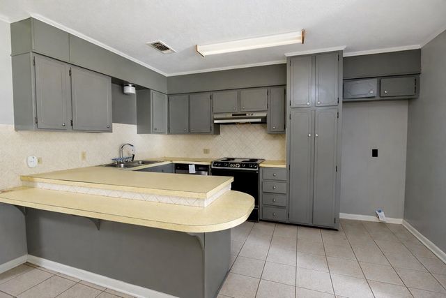 903 Eagle Dr, Houma, LA 70364