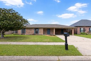 903 Eagle Dr, Houma, LA 70364