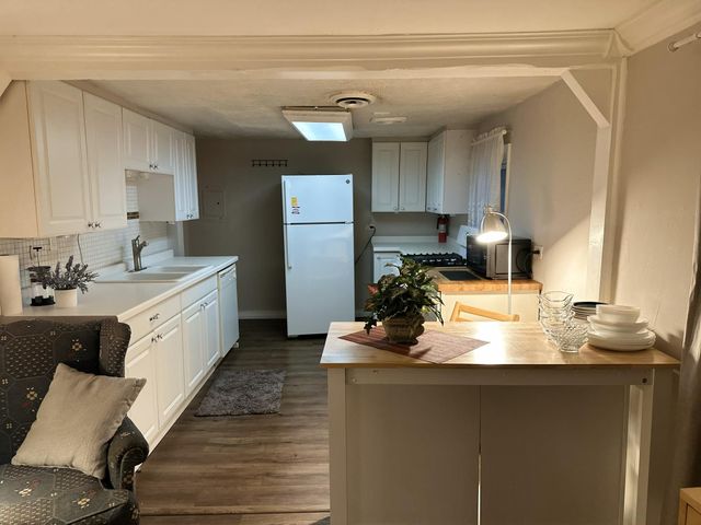 160 W 84th Street, Bloomington, MN 55420