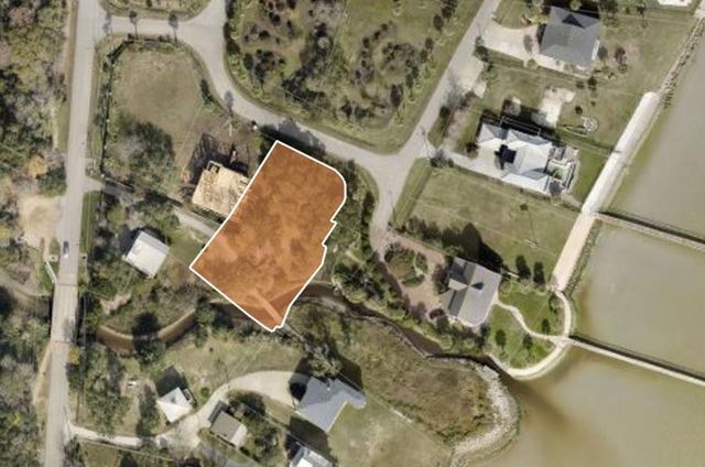 633 Bay Vista Drive, Seabrook, TX 77586