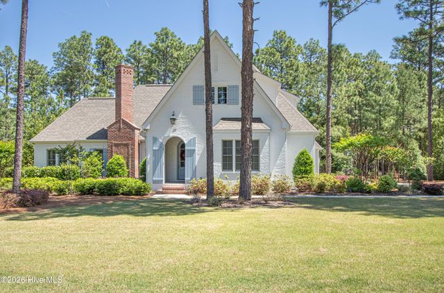 117 Chanticleer Drive, Pinehurst, NC 28374