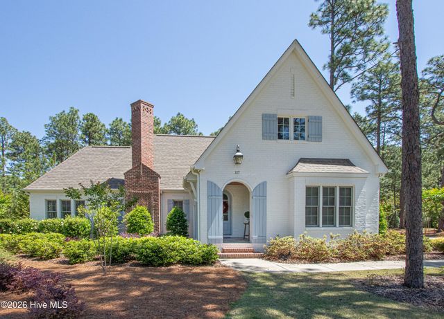 117 Chanticleer Drive, Pinehurst, NC 28374