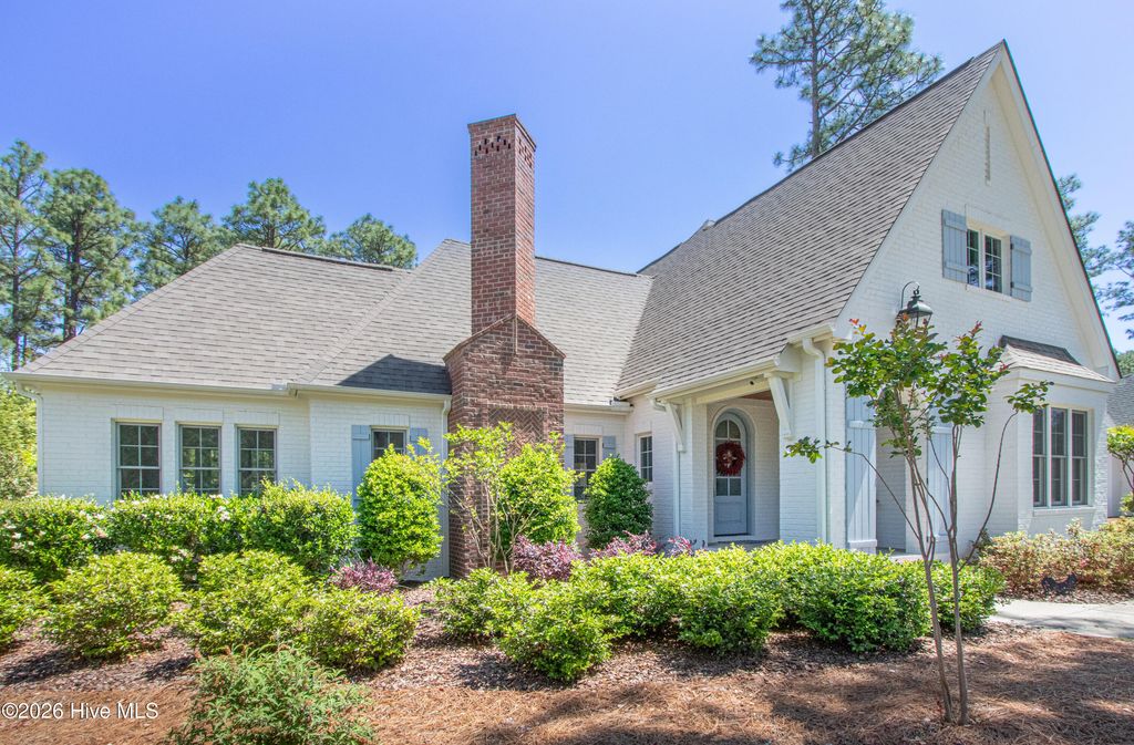 117 Chanticleer Drive, Pinehurst, NC 28374