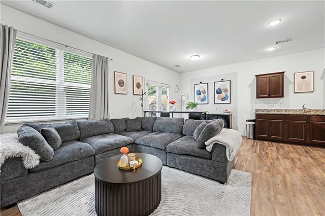 3342 Tarian Way, Decatur, GA 30034