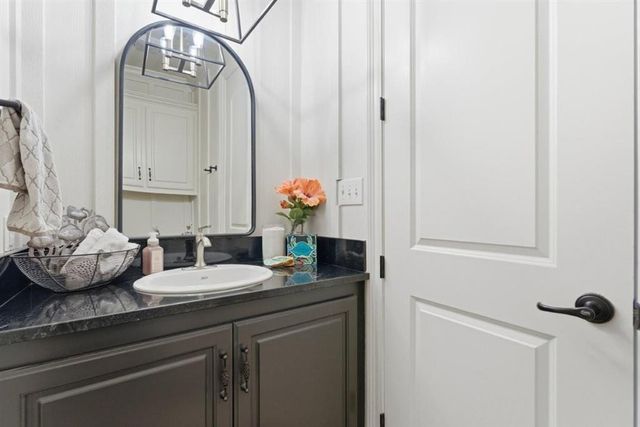 1300 Charlestown Lane, Lake Charles, LA 70605