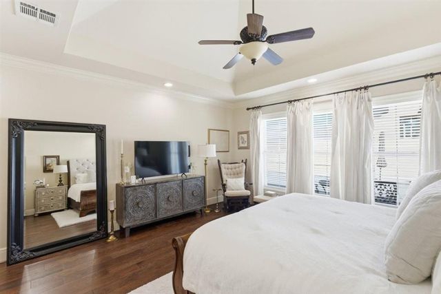 1300 Charlestown Lane, Lake Charles, LA 70605