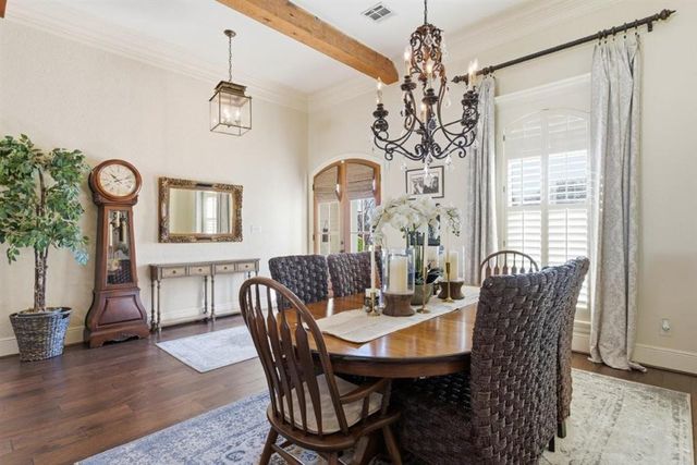 1300 Charlestown Lane, Lake Charles, LA 70605