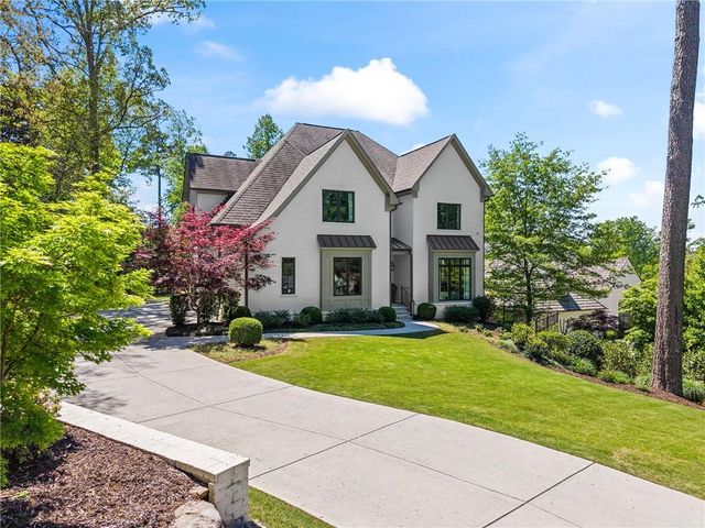 230 Danbury Lane, Atlanta, GA 30327