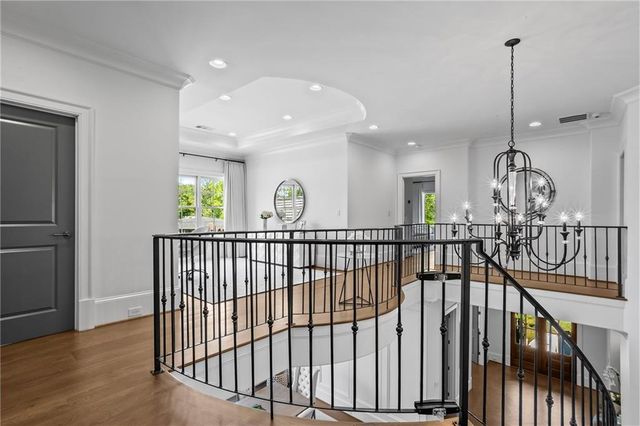 230 Danbury Lane, Atlanta, GA 30327