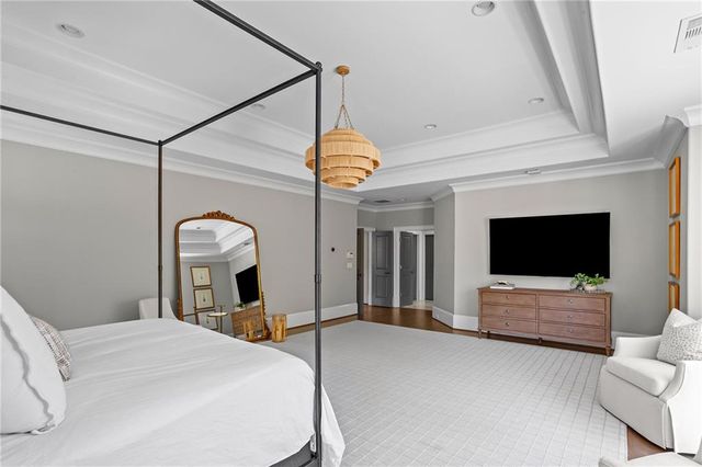 230 Danbury Lane, Atlanta, GA 30327