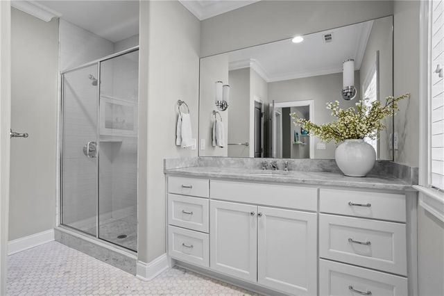 230 Danbury Lane, Atlanta, GA 30327