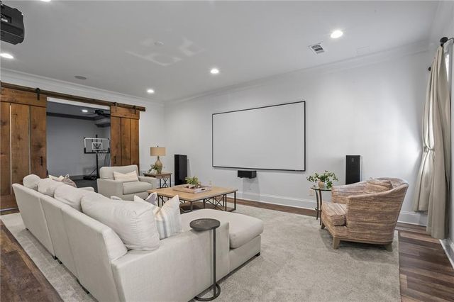 230 Danbury Lane, Atlanta, GA 30327