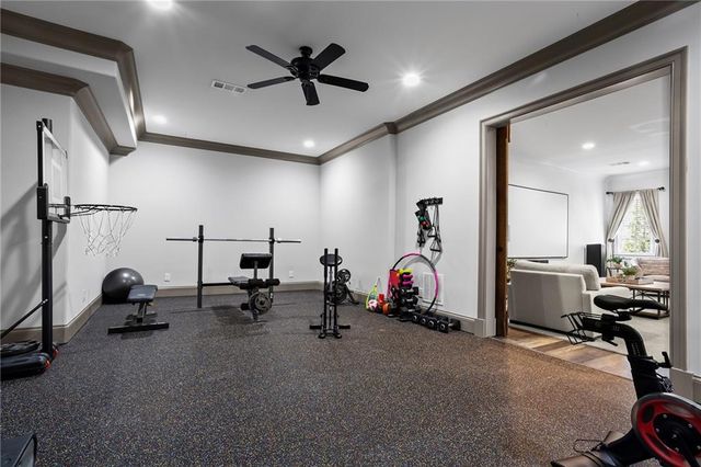 230 Danbury Lane, Atlanta, GA 30327
