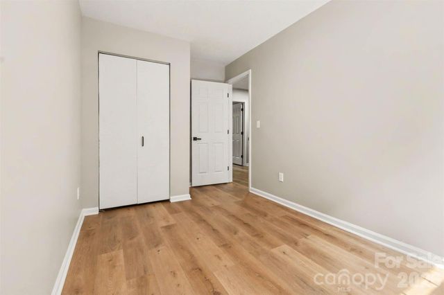 3959 Briarhill Drive, Charlotte, NC 28215
