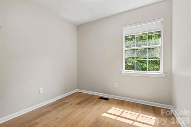 3959 Briarhill Drive, Charlotte, NC 28215