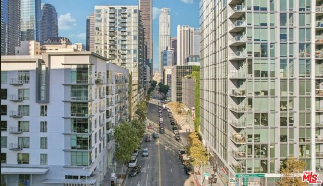 645 W 9th Street 715, Los Angeles, CA 90015