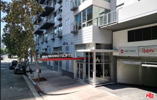 645 W 9th Street 715, Los Angeles, CA 90015