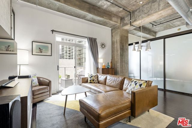 645 W 9th Street 715, Los Angeles, CA 90015