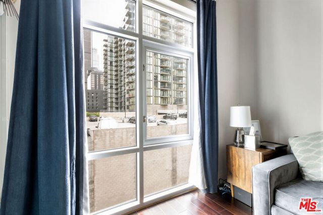 645 W 9th Street 715, Los Angeles, CA 90015