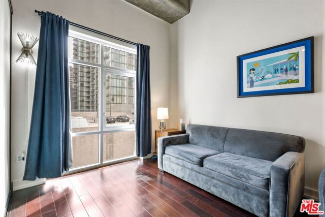645 W 9th Street 715, Los Angeles, CA 90015
