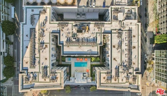 645 W 9th Street 715, Los Angeles, CA 90015