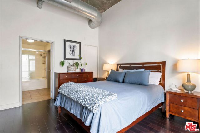 645 W 9th Street 715, Los Angeles, CA 90015