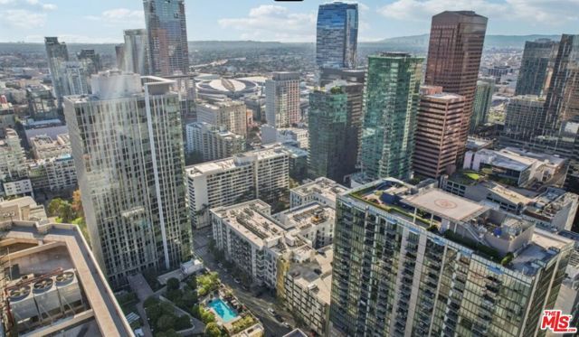 645 W 9th Street 715, Los Angeles, CA 90015