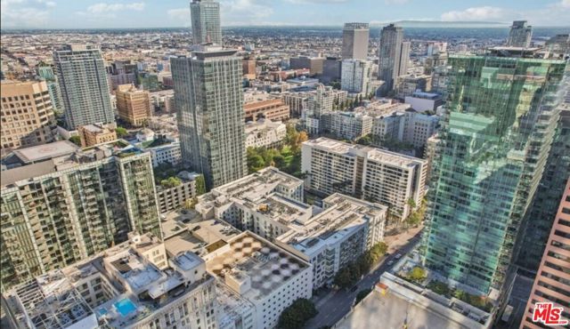 645 W 9th Street 715, Los Angeles, CA 90015