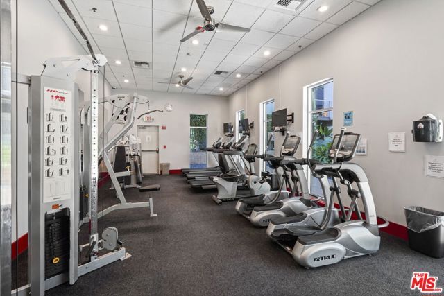 645 W 9th Street 715, Los Angeles, CA 90015