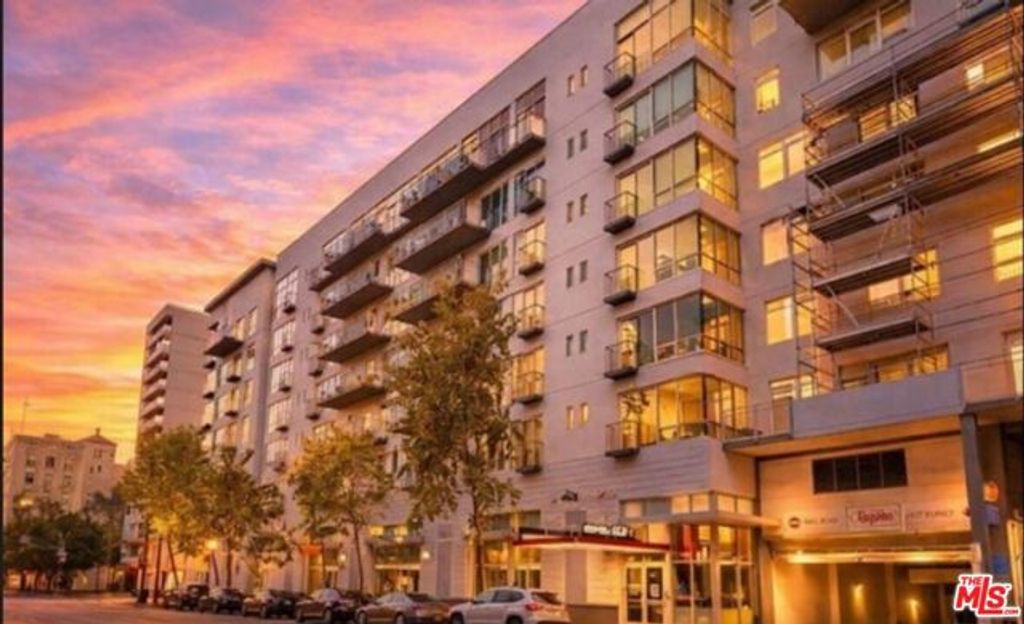 645 W 9th Street 715, Los Angeles, CA 90015