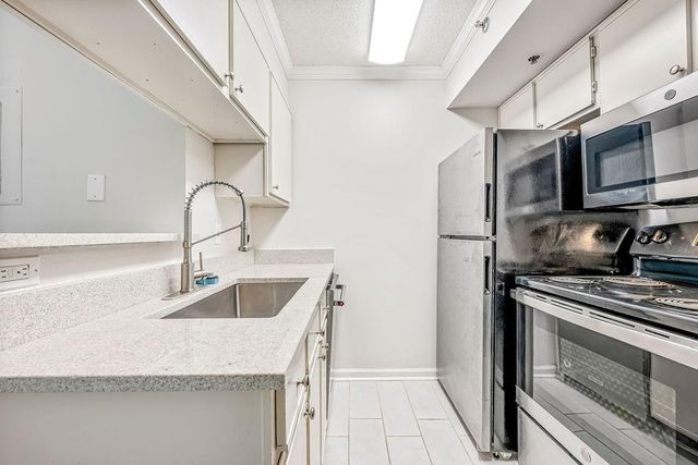 795 Hammond Drive 609, Atlanta, GA 30328