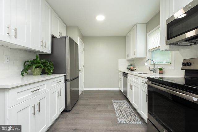 8624 CUNNINGHAM DR, College Park, MD 20740