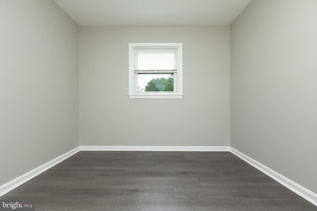 8624 CUNNINGHAM DR, College Park, MD 20740