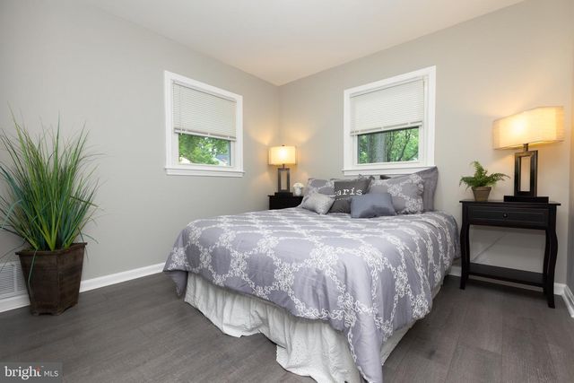 8624 CUNNINGHAM DR, College Park, MD 20740