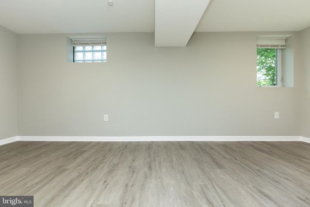 8624 CUNNINGHAM DR, College Park, MD 20740