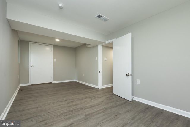 8624 CUNNINGHAM DR, College Park, MD 20740