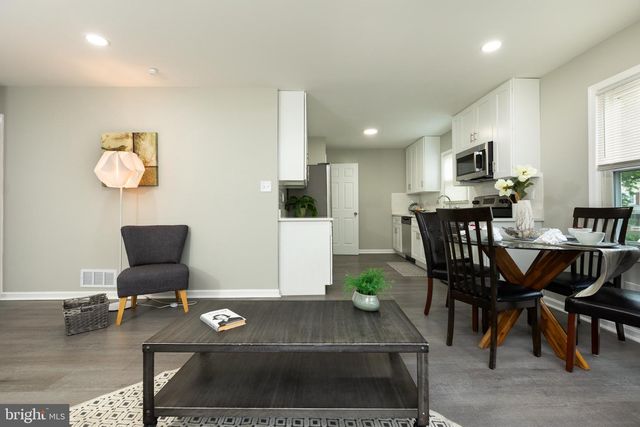 8624 CUNNINGHAM DR, College Park, MD 20740