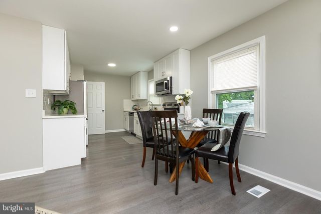 8624 CUNNINGHAM DR, College Park, MD 20740