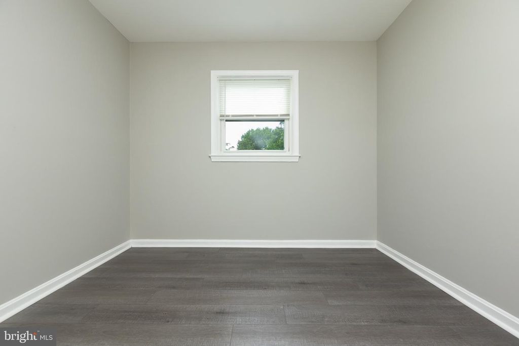 Image 18 of property listing at 8624 CUNNINGHAM DR, College Park, MD 20740