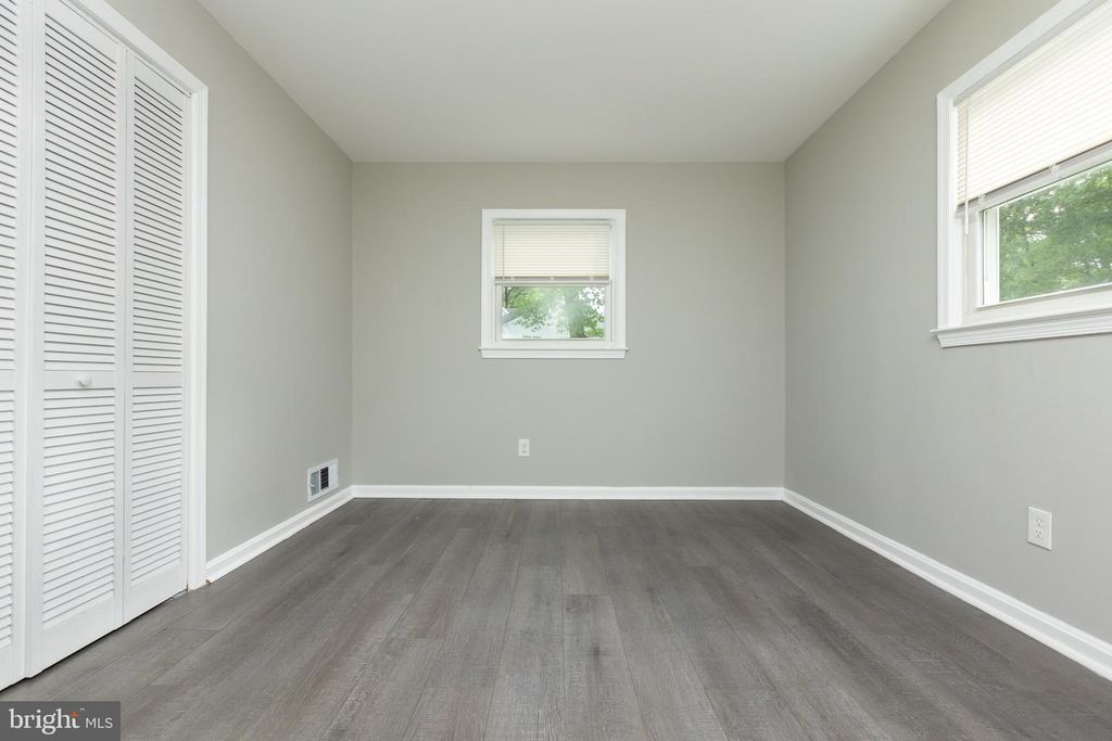 Image 20 of property listing at 8624 CUNNINGHAM DR, College Park, MD 20740