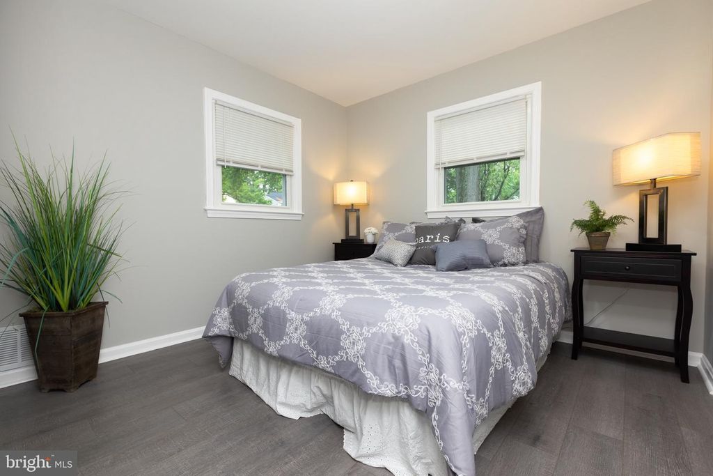 Image 24 of property listing at 8624 CUNNINGHAM DR, College Park, MD 20740