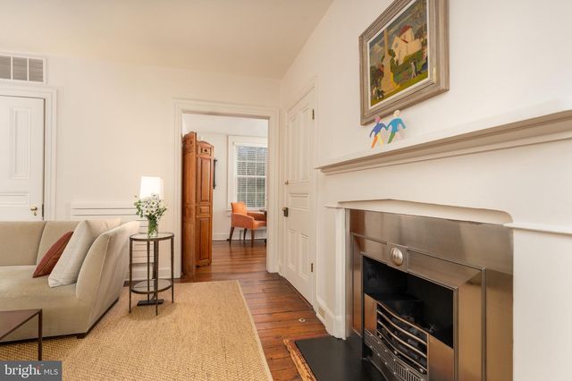 616 FORT WILLIAMS PKWY, Alexandria, VA 22304