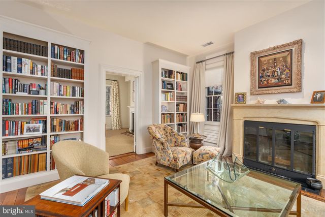 616 FORT WILLIAMS PKWY, Alexandria, VA 22304