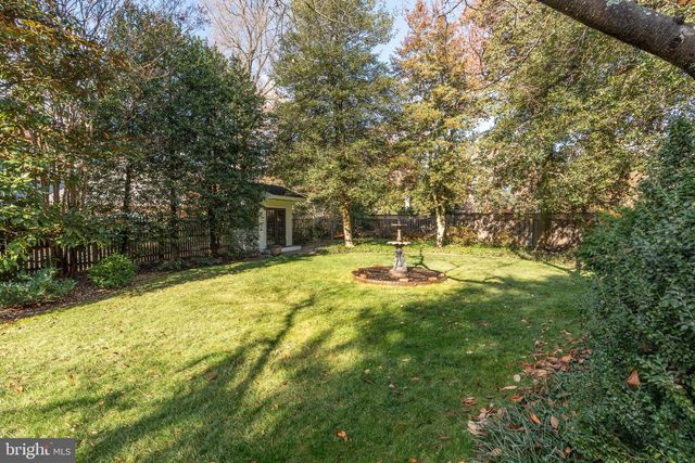 616 FORT WILLIAMS PKWY, Alexandria, VA 22304