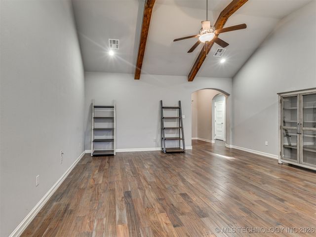 1008 W Missouri Avenue, Claremore, OK 74019