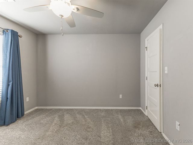 1008 W Missouri Avenue, Claremore, OK 74019