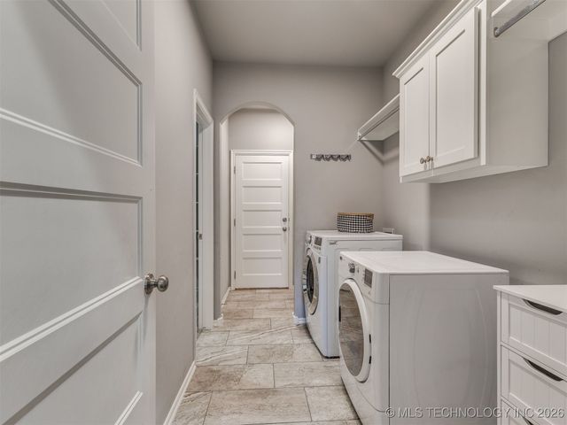 1008 W Missouri Avenue, Claremore, OK 74019