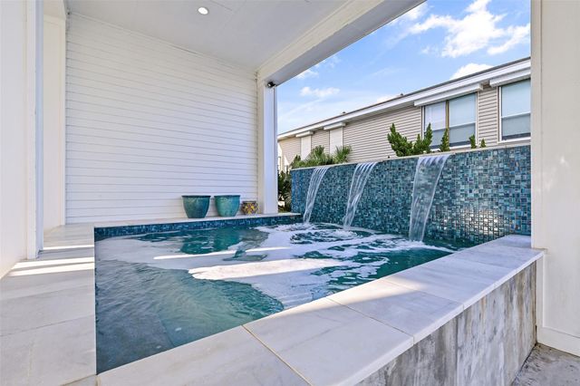 16529 Tampico Way, Jamaica Beach, TX 77554